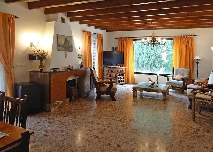 Сasa de vacaciones In With Private Pool