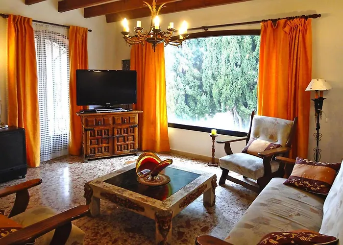 Сasa de vacaciones In With Private Pool *